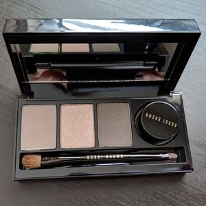 Bobbi Brown Satin & Caviar Palette